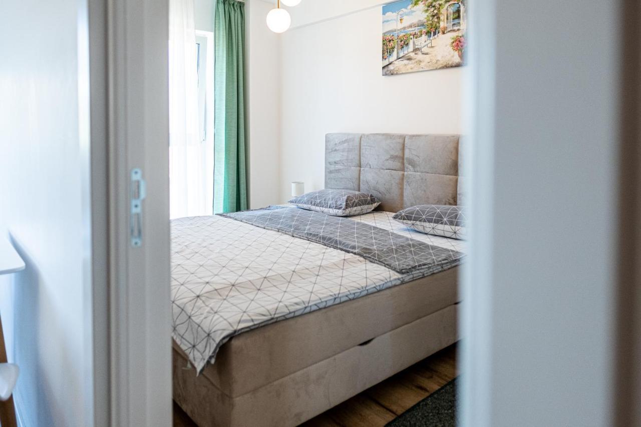 Majo Aparthotel Cluj-Napoca Ngoại thất bức ảnh